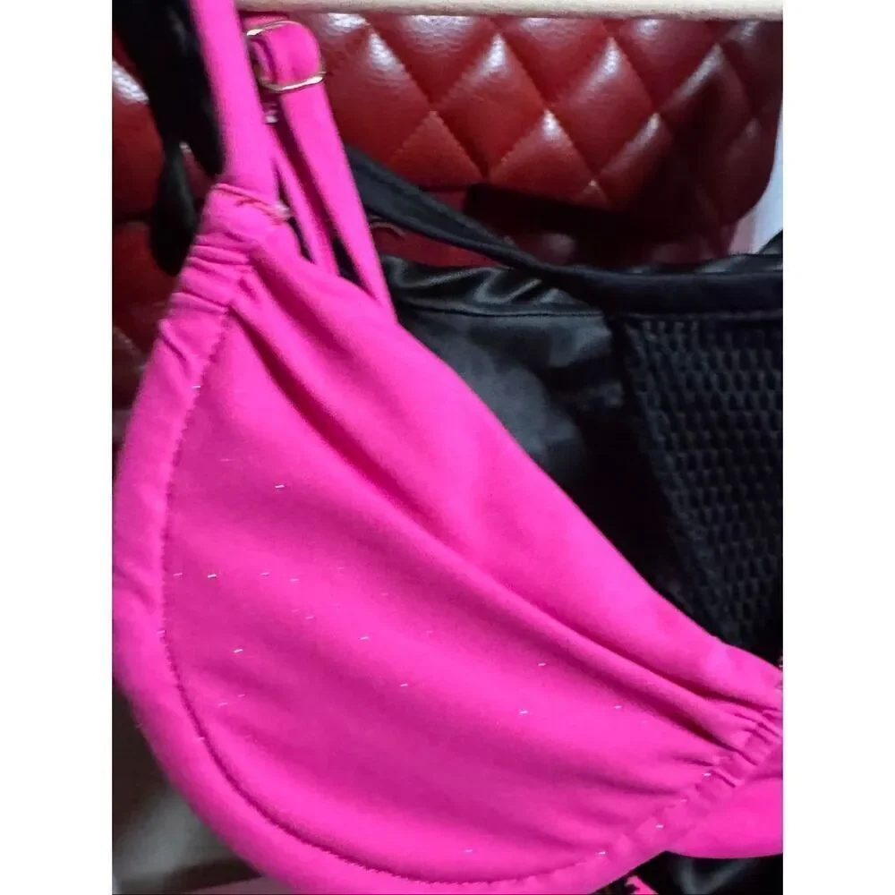 Frankie’s bikinis top